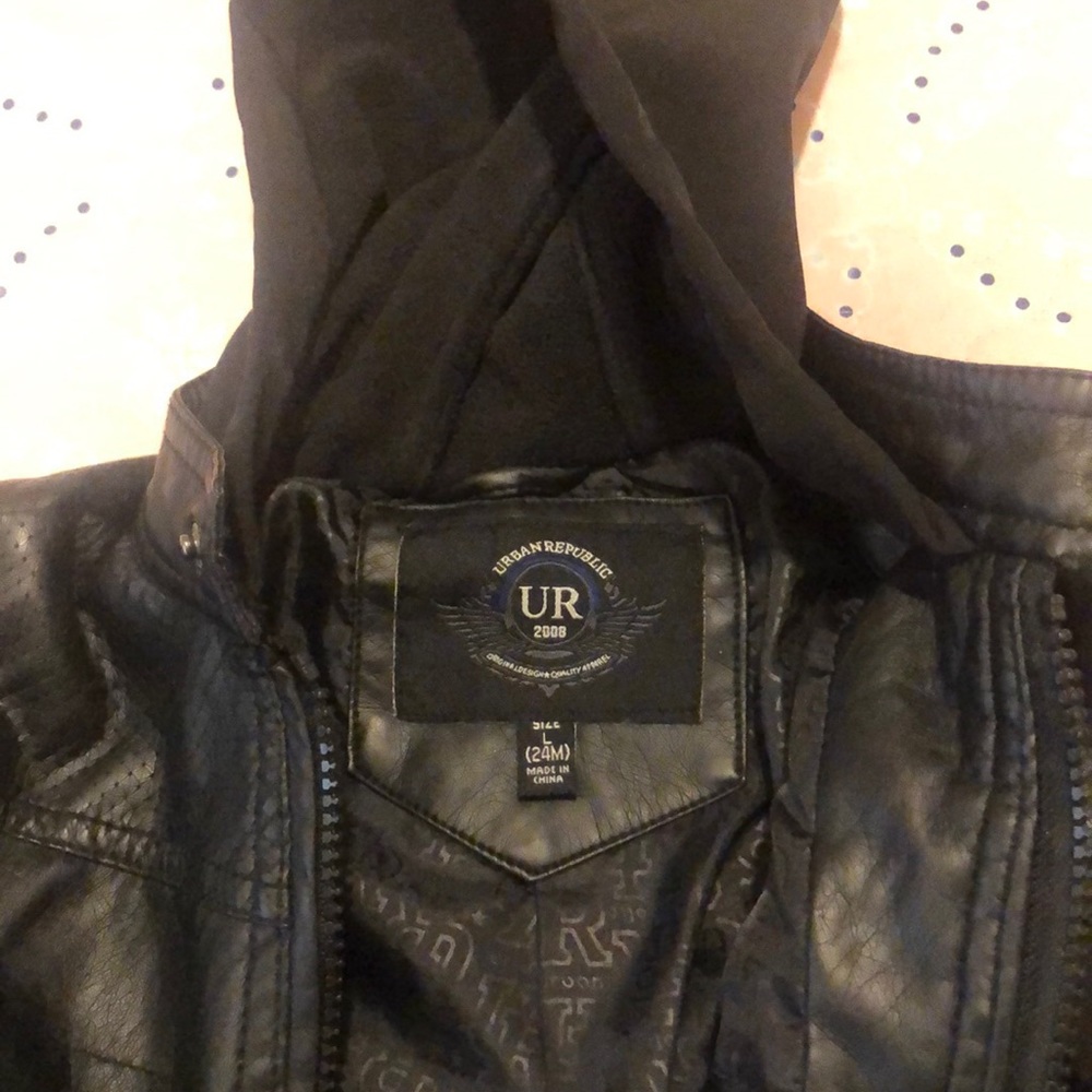 Baby jacket pristine condition - Picture 2 of 3